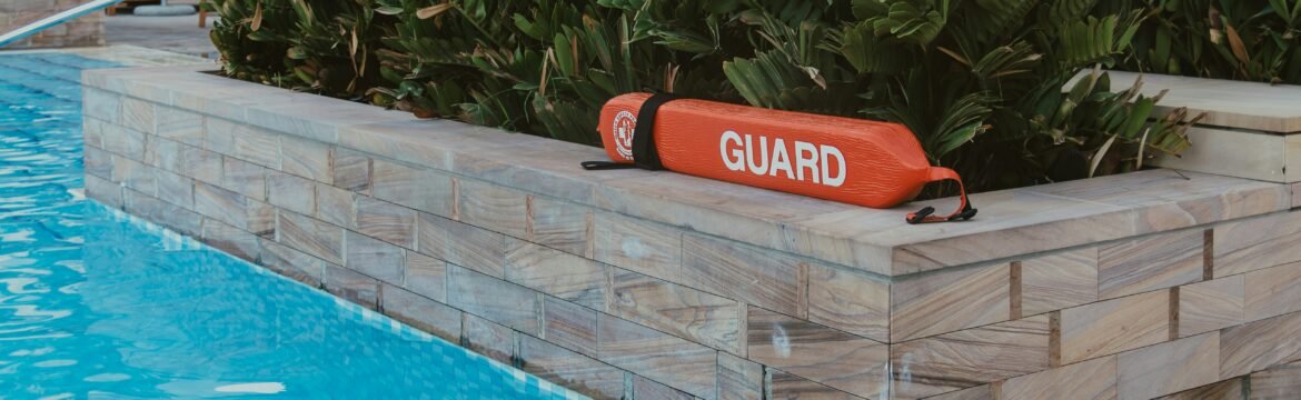 USAPD pool patrol officer monitoring a Houston community pool